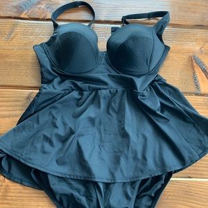 Torrid Black Size 1 Peplum Bathing Suit